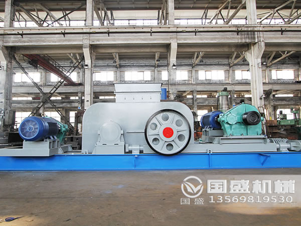 對輥破碎機(jī)地基 對輥破碎機(jī)地基